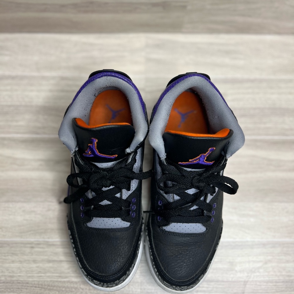 Air Jordan 3 (court purple)